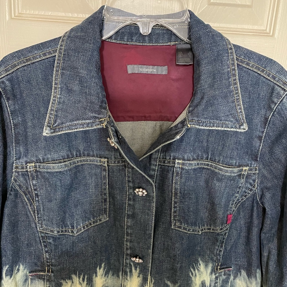 Acid Washed Jean Jacket - Picture 4 of 5